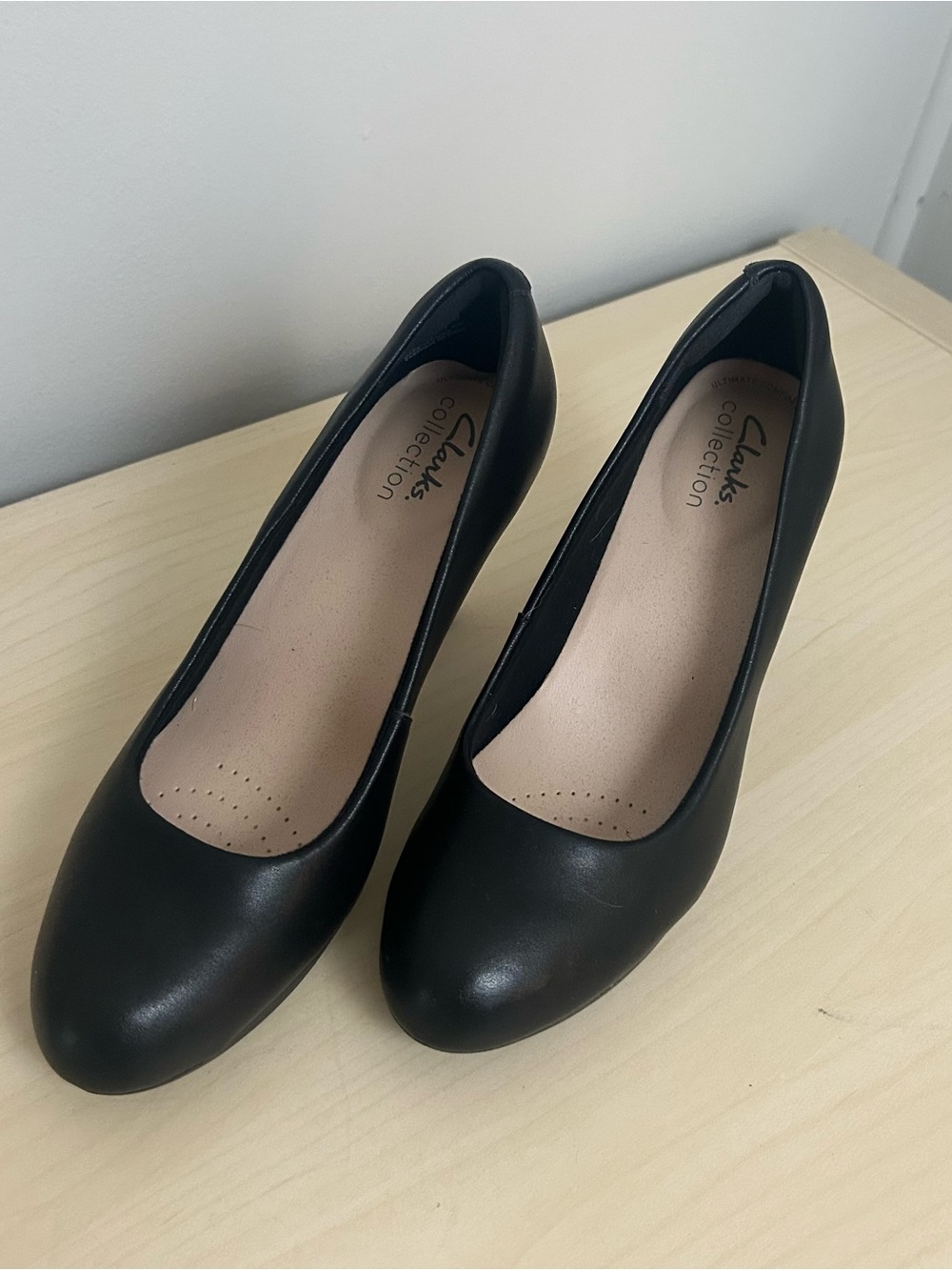 New Clarks Collection Black Leather Block Heels US 6.5M